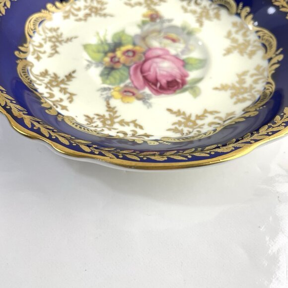 Paragon Teacup & Saucer Cobalt Navy Blue Gold Gilt Cabbage Rose Floral Bouquet - Picture 14 of 16